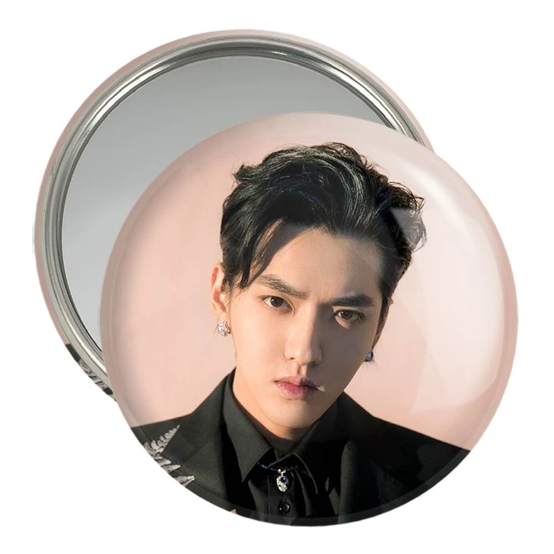 آینه جیبی خندالو مدل کریس وو گروه اکسو EXO  کد 13410