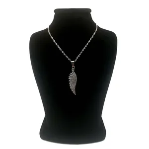 گردنبند زنانه مدل تک بال فرشته
