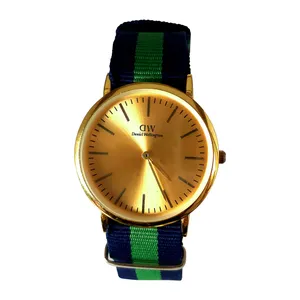 ساعت مچی عقربه ای مدل W