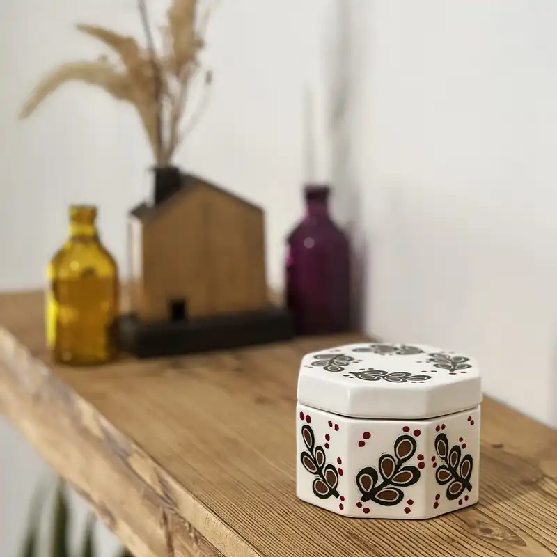 شکلات خوری سرامیکی طرح هشت ضلعی مدل تک برگ