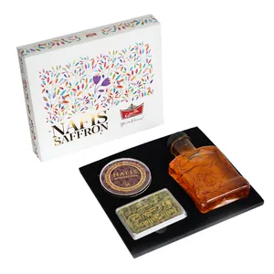 زعفران شیرین نفیس - 0.5 گرم به همراه شربت زعفران و هل - 10 گرم