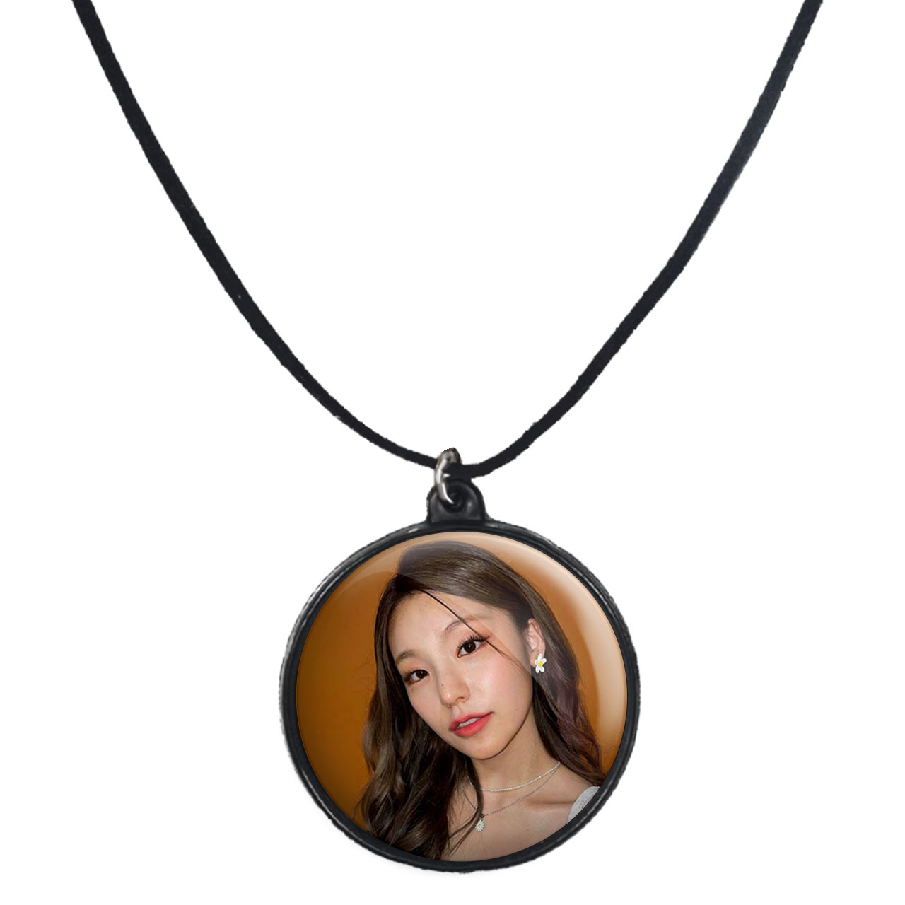 گردنبند پرمانه طرح گروه موسیقی ایتزی کد pmb.13284 مدل دو طرفه