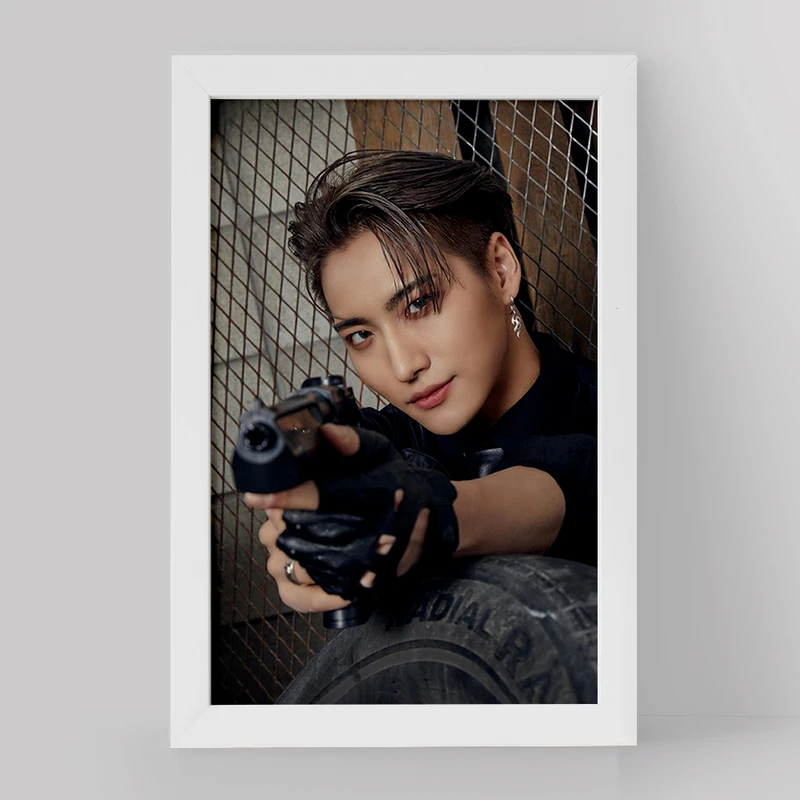 تابلو خندالو مدل سونگهوا گروه ایتیز ATEEZ کد 21267