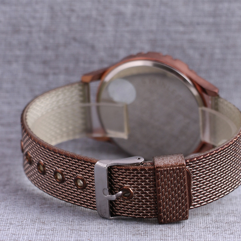 ساعت مچی دیجیتال دیتر مدل LE 3316 -G-M ساعت مچی دیجیتال دیتر مدل LE 3316 -G-M