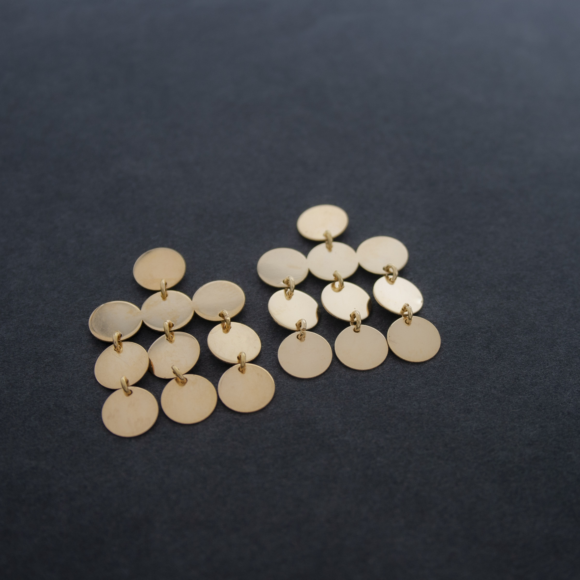 گوشواره طلا 18 عیار زنانه سهی مدل پولکی SE13