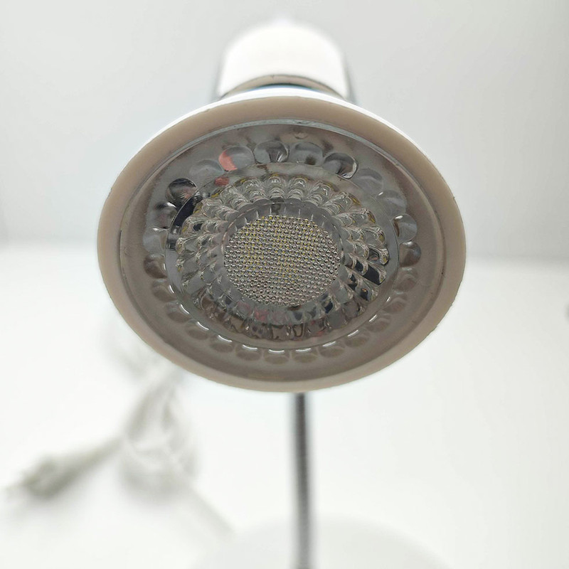 چراغ مطالعه رومیزی مدل فلزی پایه GU5.3 کد WH47