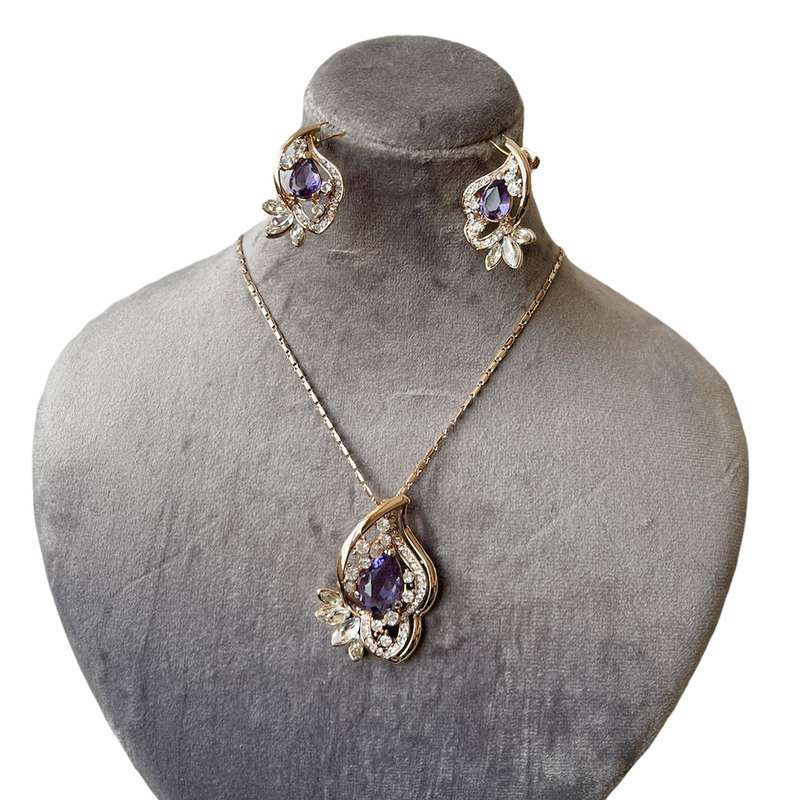 نیم ست زنانه کلیو مدل اشک و گندم