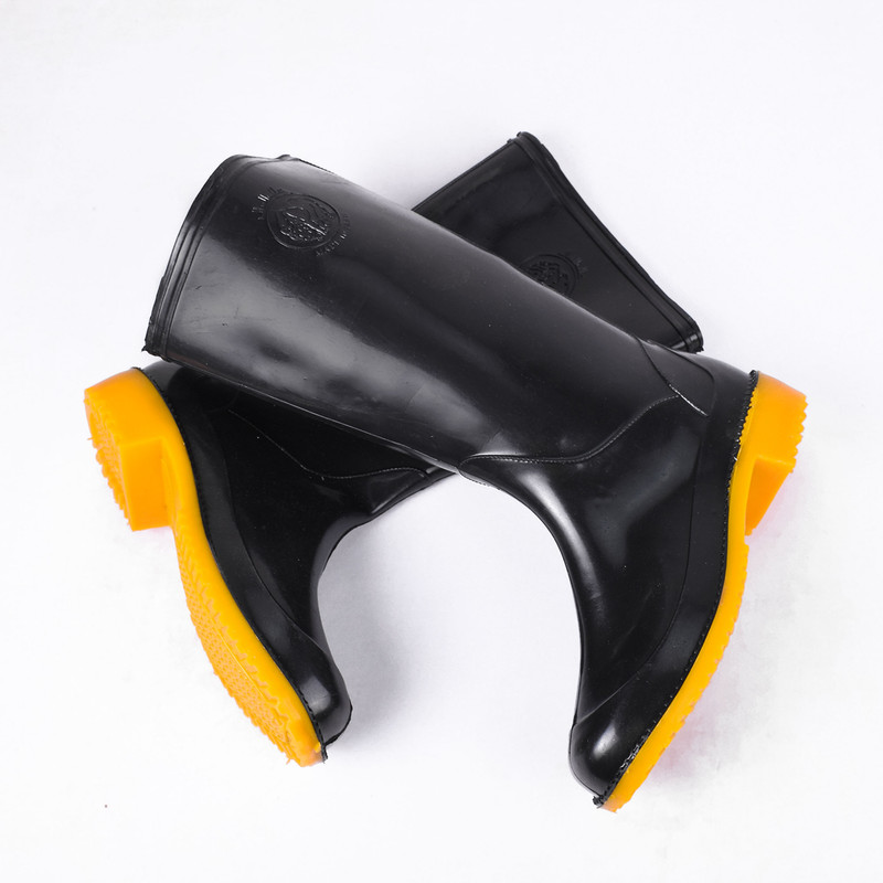 چکمه ایمنی مدل شهپر مدل BK.2556