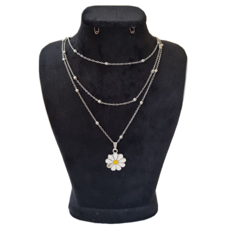 گردنبند زنانه مدل بابونه سه ردیفه گردنبند زنانه مدل بابونه سه ردیفه