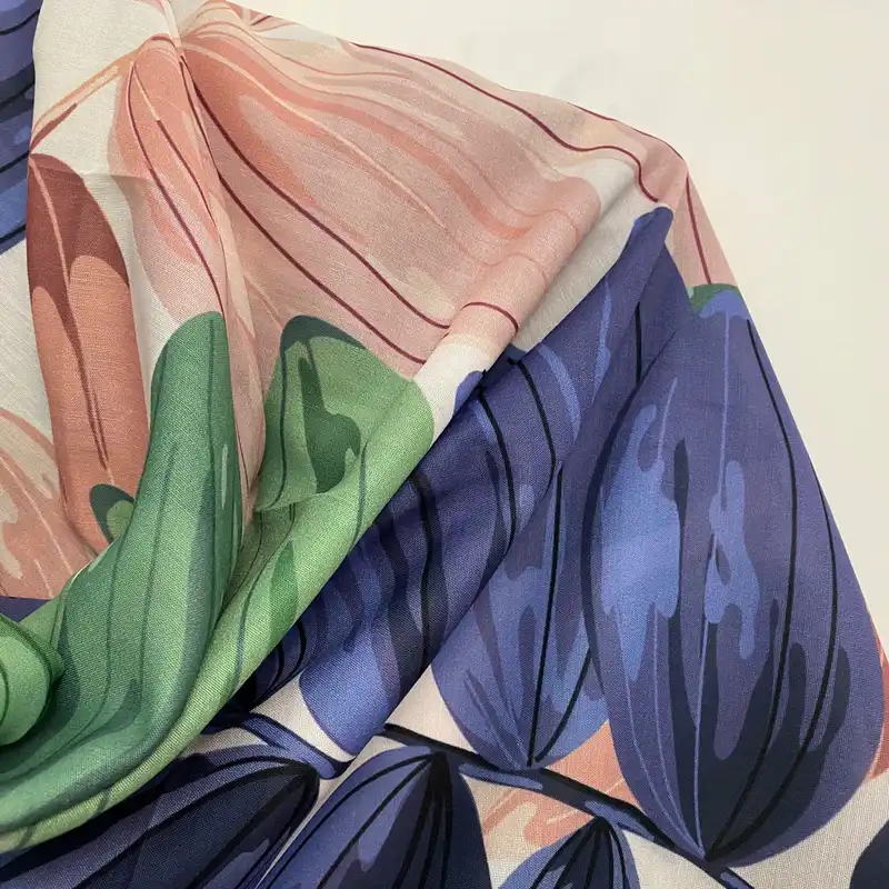 روسری زنانه مدل نخی چهار فصل کد 9028