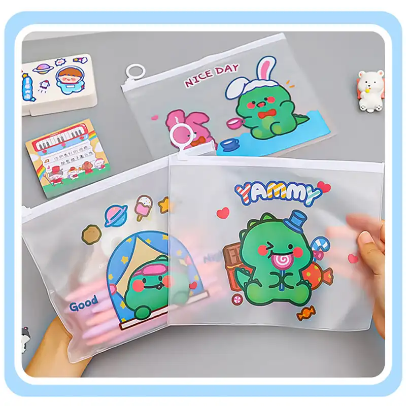 پوشه مدل زیپ دار طرح دایناسور کد 140112 مجموعه 4 عددی