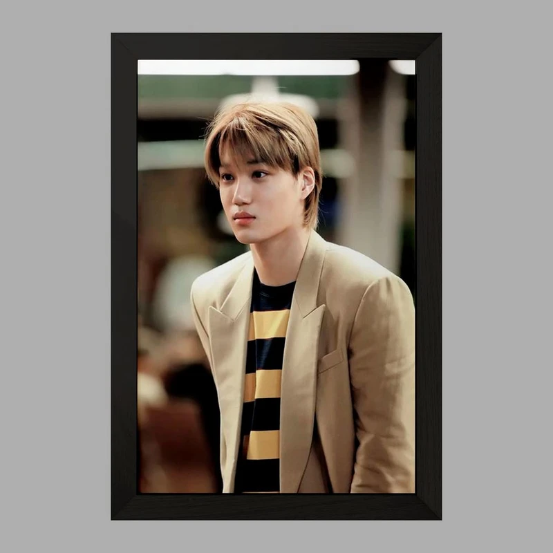 تابلو خندالو مدل کای گروه اکسو EXO  کد 13388