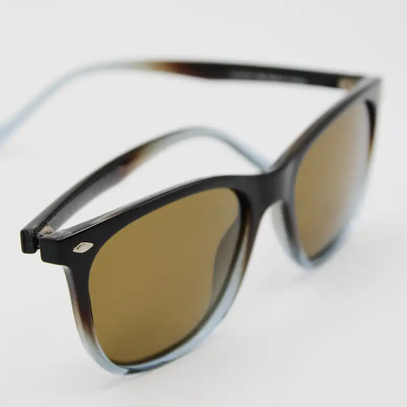 عینک آفتابی لژیون مدل 1105j