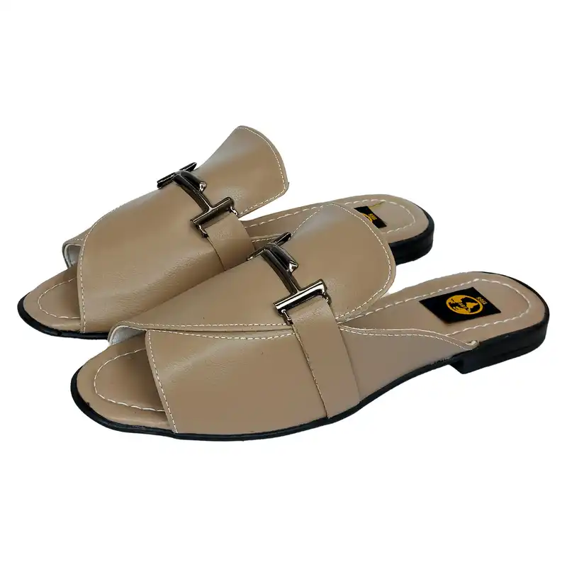 صندل زنانه سیی مدل جلو بسته یراق دار کد 1897.2