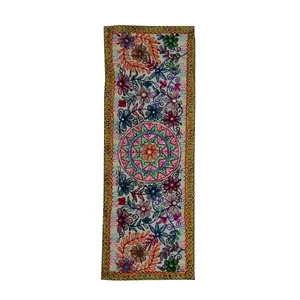 رومیزی سوزن دوزی مدل A-172