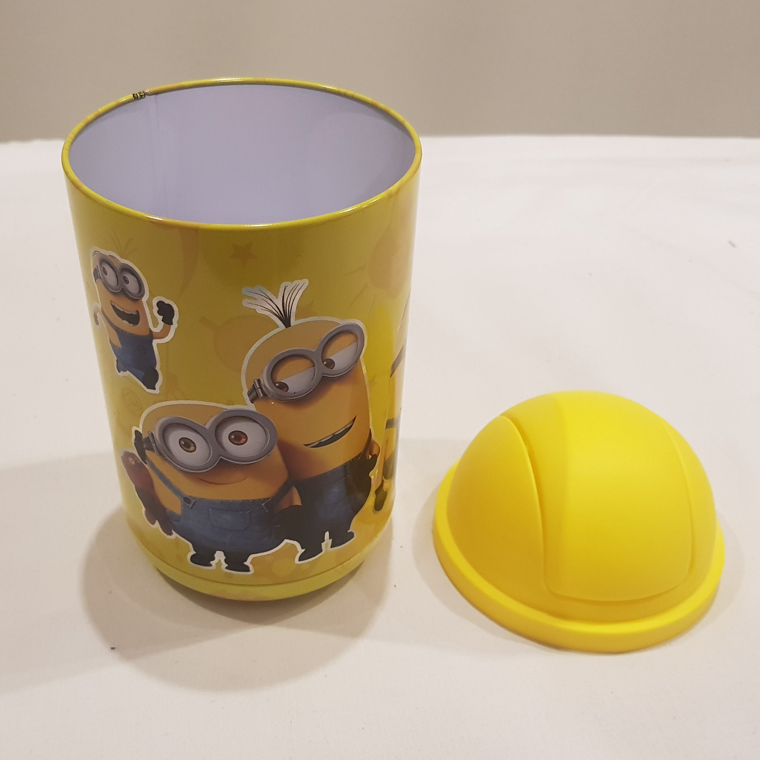 سطل زباله اتاق کودک مدل 00987