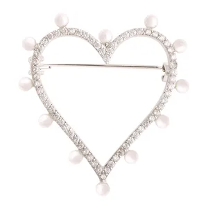  گل سینه زنانه طرح قلب کد G3013