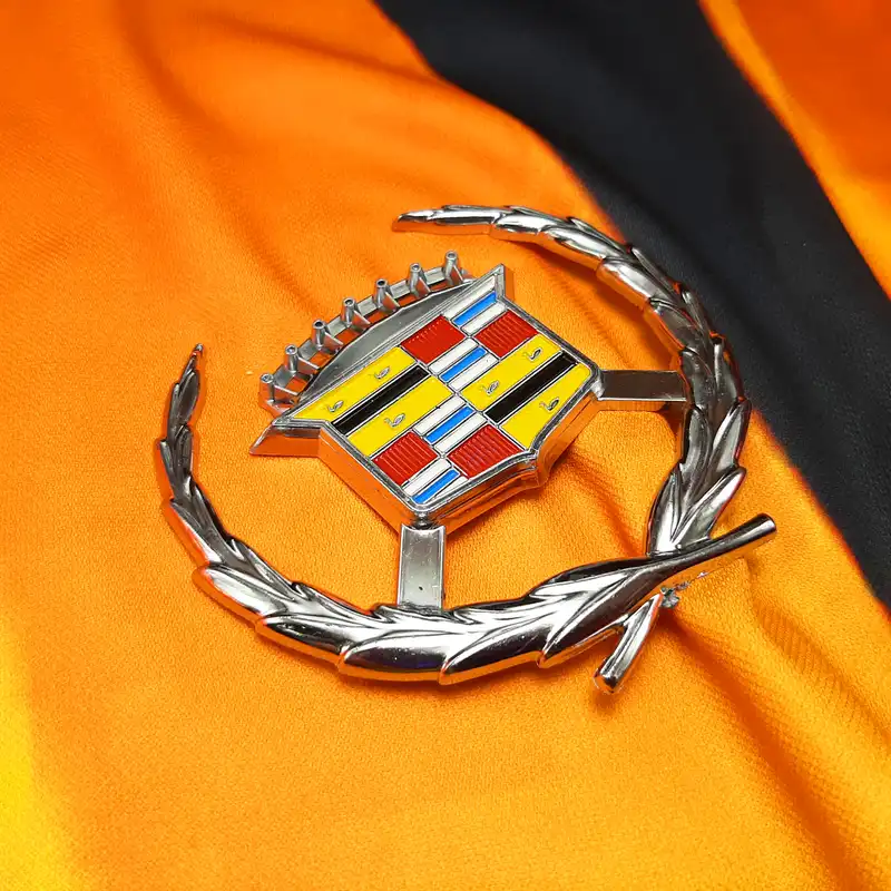 آرم خودرو مدل CADL