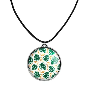 گردنبند خندالو مدل برگ انجیری کد 2897028959