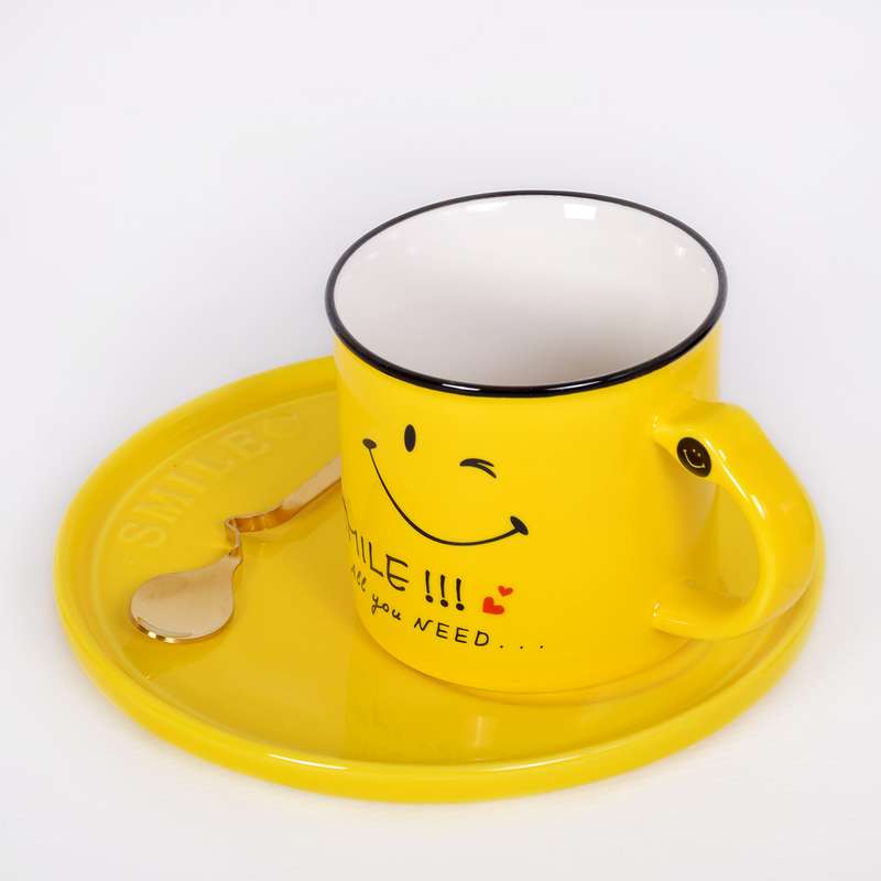 ماگ مدل ایموجی لبخند طرح Smile is All you Need کد 6123 به همراه بشقاب سرو