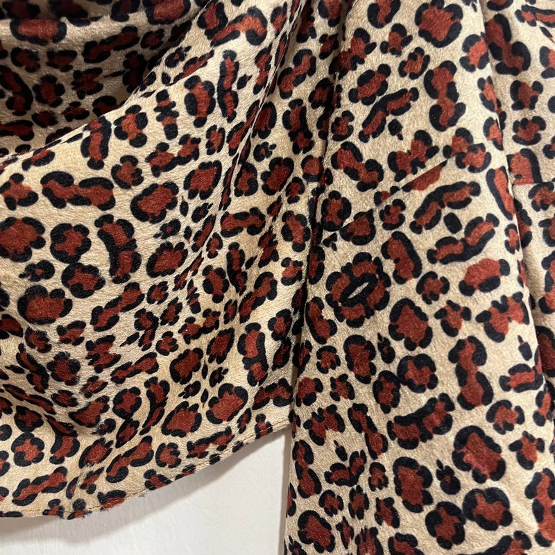 شال زنانه مدل پلنگی مخمل پاییزه