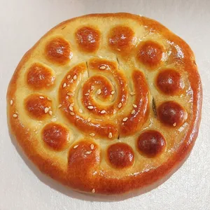 کلوچه سنتی گردویی 100 گرم بسته 10 عددی