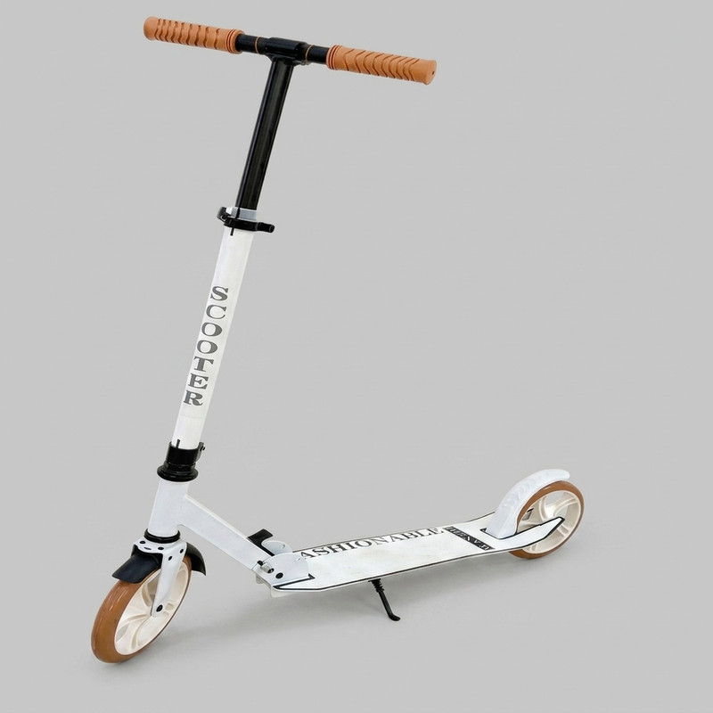 اسکوتر مدل 200CC FASHIONABLE فلزی با قابلیت تنظیم و دسته‌های ارگونومیک و تحمل وزنی 100 کیلوگرم