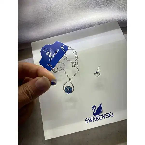 نیم ست نقره زنانه سواروسکی مدل مکعب کد 46523