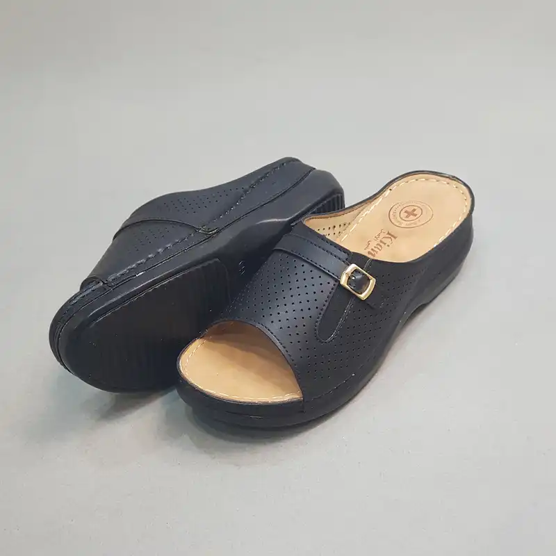 دمپایی زنانه مدل چرم پگاه رنگ مشکی