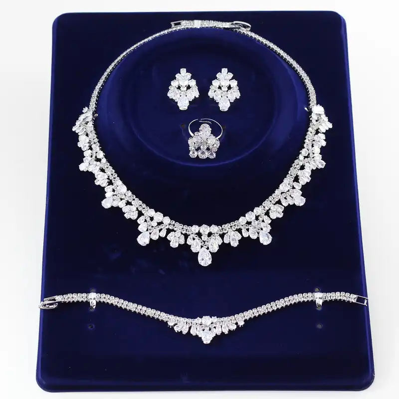 ست زنانه مدل عروس کد se232