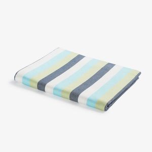 نقد و بررسی حوله استخری ابراهیمی یزد مدل رنگین‌کمان کد 02 سایز 160x110 سانتی متر توسط خریداران