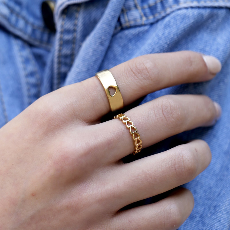 انگشتر طلا 18 عیار زنانه تاج مدل A401