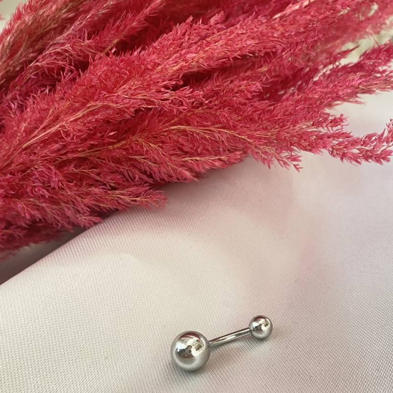 پیرسینگ بدن زنانه مدل ساده گلوله