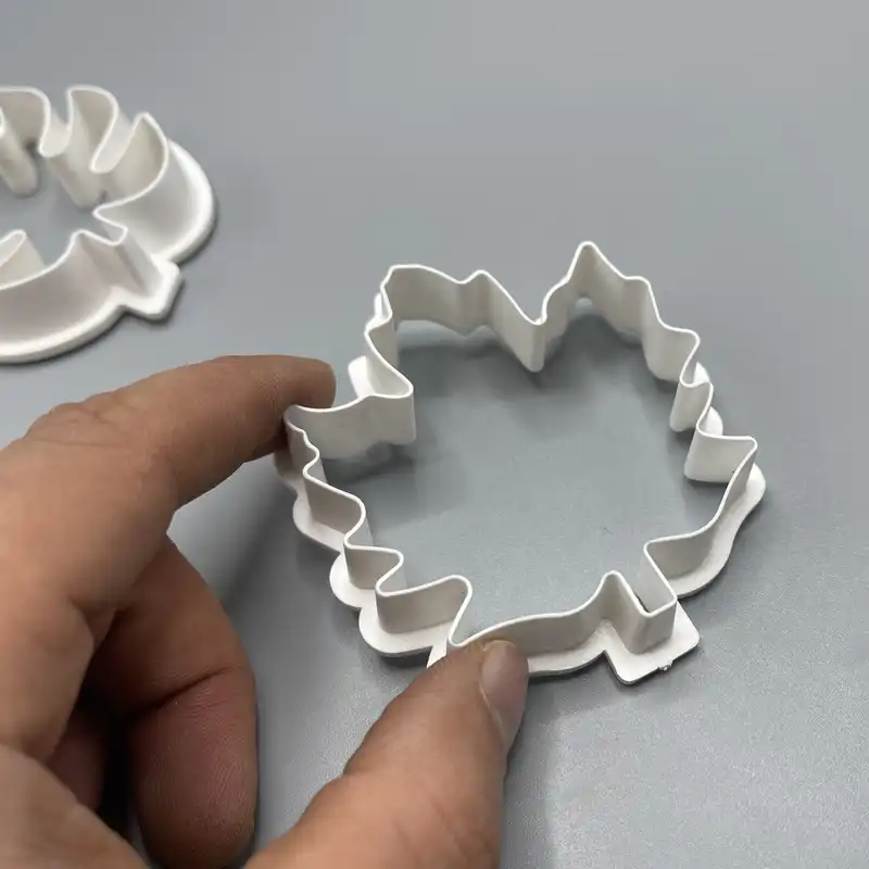 کاتر شیرینی پزی نسکو  مدل برگ بسته 7 عددی