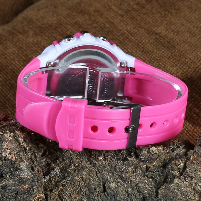 ساعت مچی دیجیتال بچگانه مدل JIL 1031 - SOO-SE