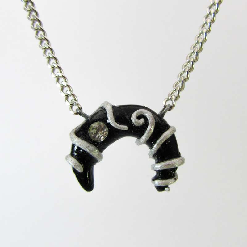 گردنبند دخترانه مدل ماه