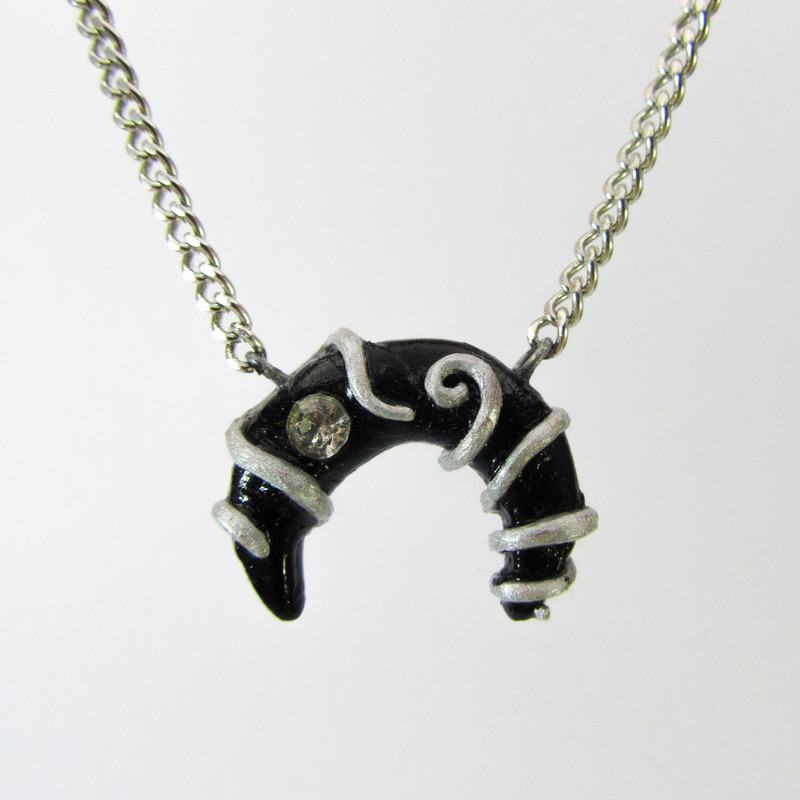 گردنبند دخترانه مدل ماه