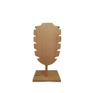 استند زیورآلات طرح gardan