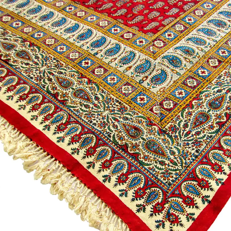 سفره قلمکار مدل ممتاز طرح قالیچه سنتی