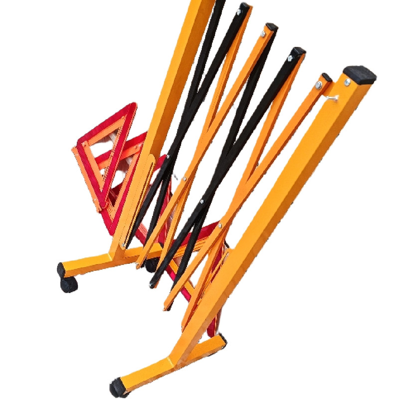 راه بند چرخدار مدل s113 به همراه مثلث خطر