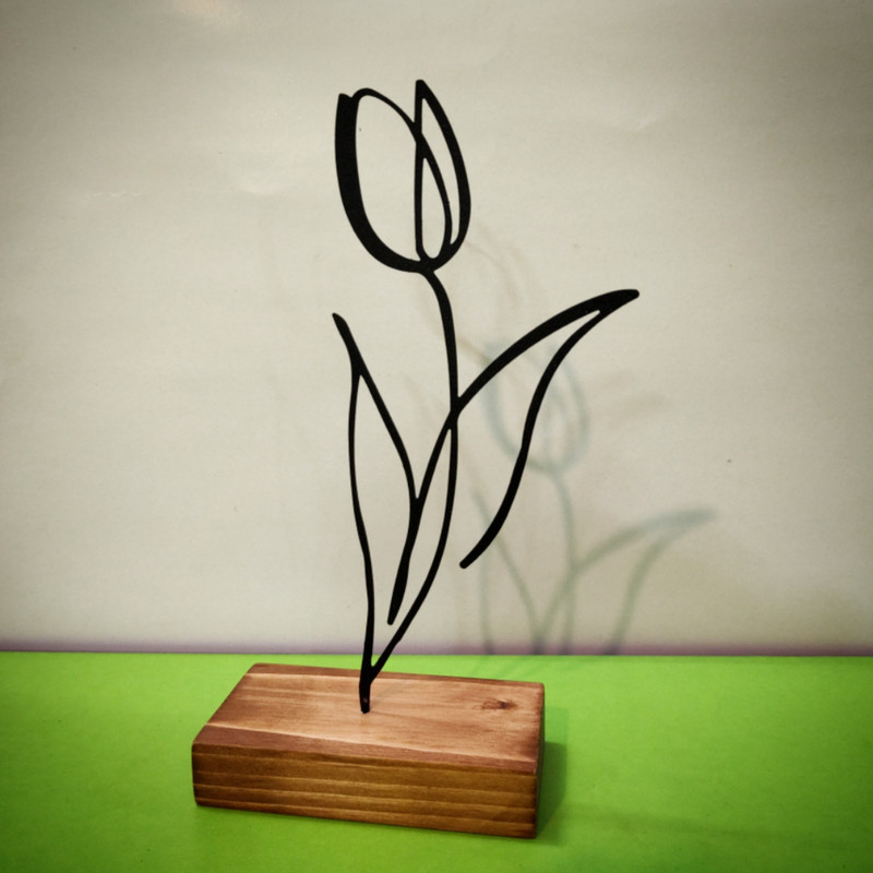 تندیس نیتا متال طرح گل لاله