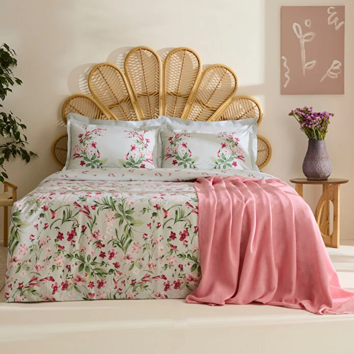 سرویس روتختی 2 نفر 6 تکه کاراجا هوم مدل Madison