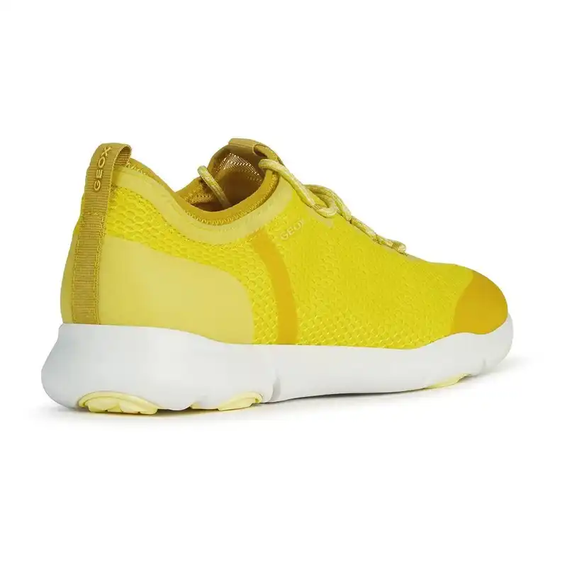 کفش تمرین مدل Nebula X