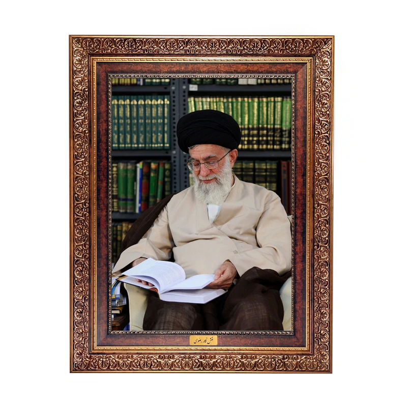 تابلو فرش ماشینی نقش نگار رضوی طرح رهبر شهید حضرت آیت الله خامنه ای کد 9588KC