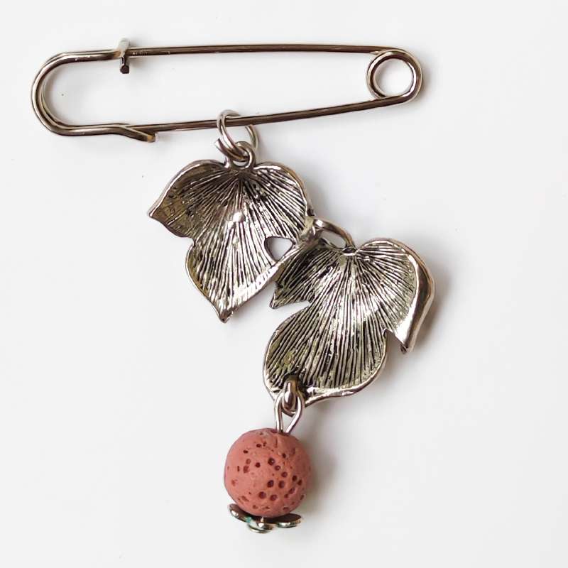 سنجاق سینه زنانه مدل پاییزان