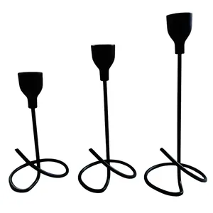 جاشمعی مدل Turin کد 004 مناسب برای شمع استوانه ای مجموعه 3 عددی