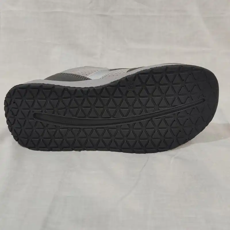 کفش مخصوص دویدن زنانه رامیلا مدل نیو 114روشن