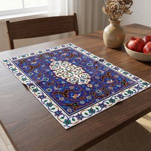 رومیزی طرح نقش و نگار سنتی کد 111