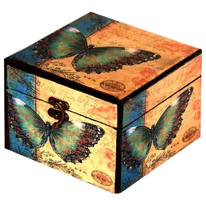 جعبه هدیه چوبی طرح پروانه کد 03