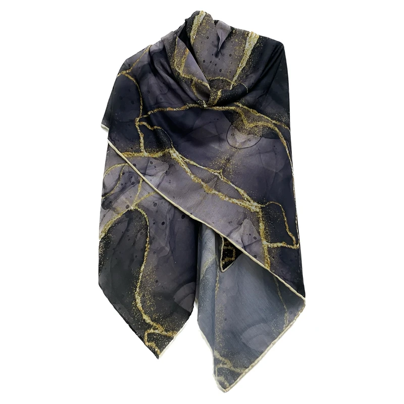 روسری زنانه مدل نخی چهارفصل قواره بزرگ کد 1818